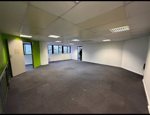 154M² BUILDING TO LET IN CAPE TOWN CITY CENTRE
